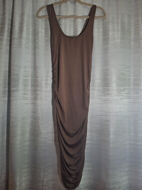 SBetro Large Sleeveless Ruched Midi Dress in Brown